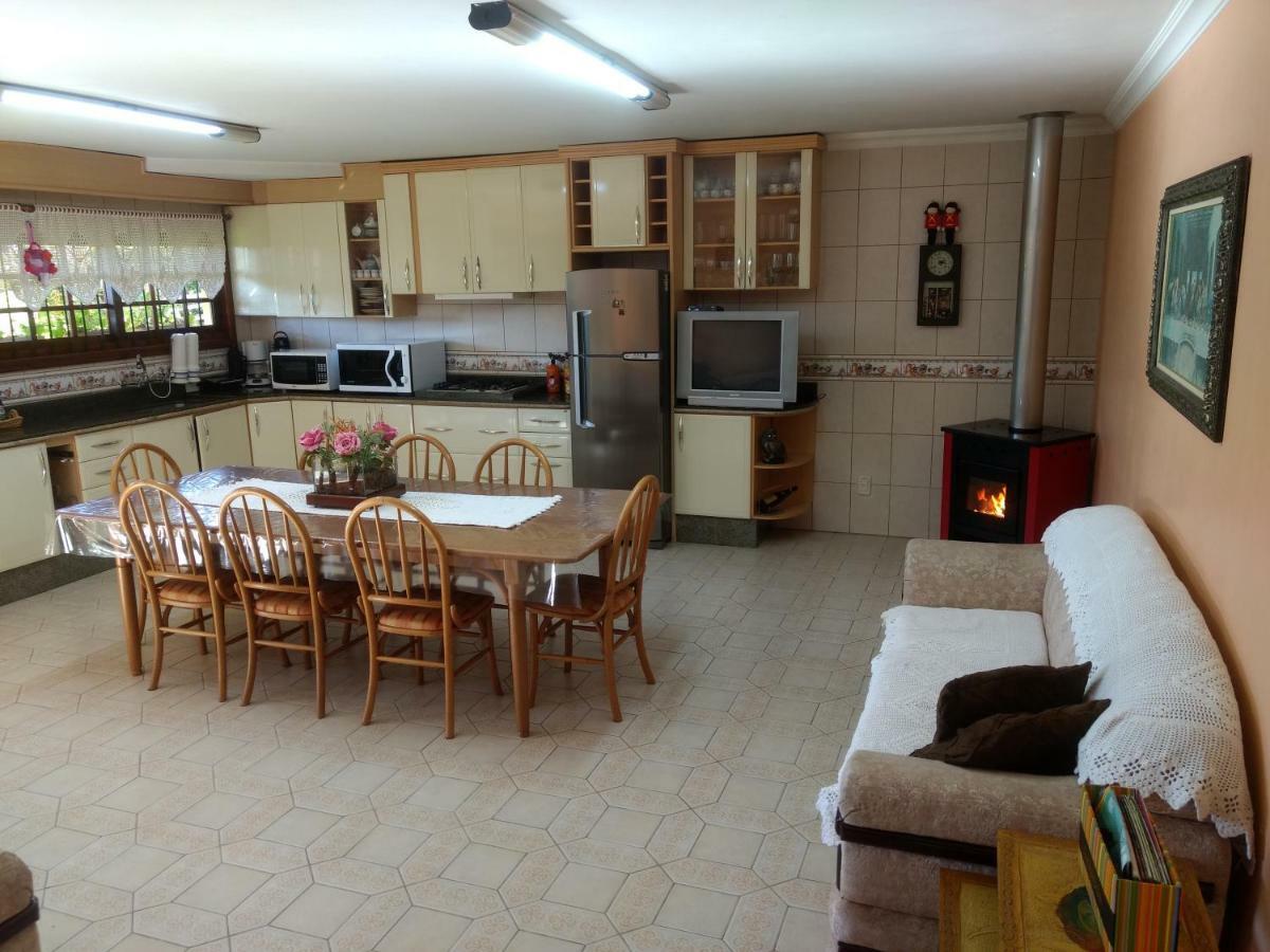 Casa Das Palmeiras + Quiosque Bento Goncalves Ngoại thất bức ảnh